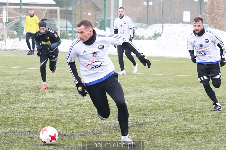Stal - Korona 1:1