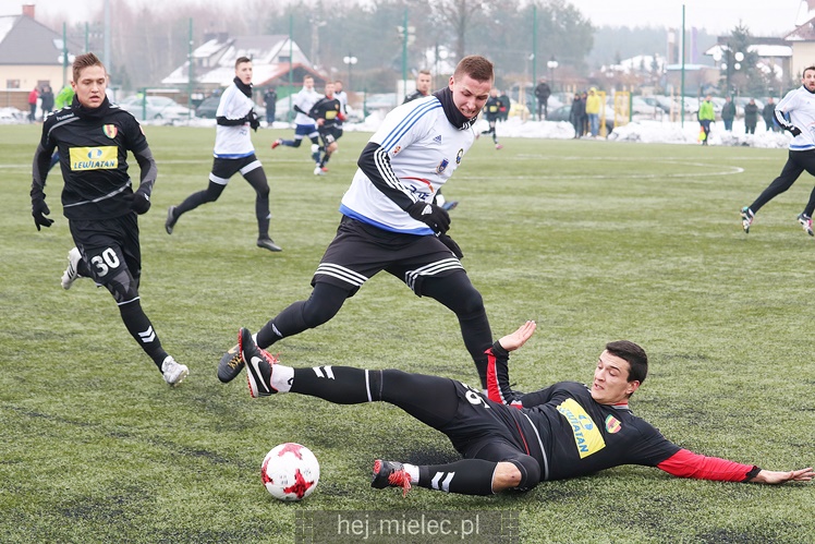 Stal - Korona 1:1