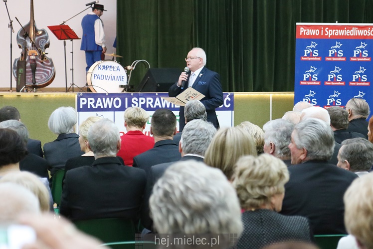 Ponad 200 osób na spotkaniu noworocznym Prawa i Sprawiedliwości