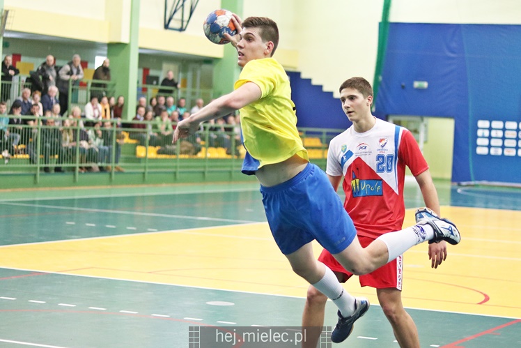 Juniorzy SPR Stali Mielec w 1/8 Finałów Mistrzostw Polski piłkarzy ręcznych