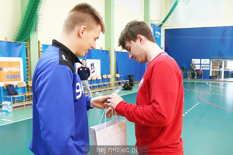Juniorzy SPR Stali Mielec w 1/8 Finałów Mistrzostw Polski piłkarzy ręcznych