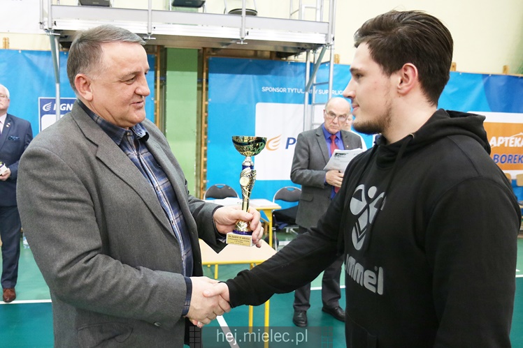 Juniorzy SPR Stali Mielec w 1/8 Finałów Mistrzostw Polski piłkarzy ręcznych