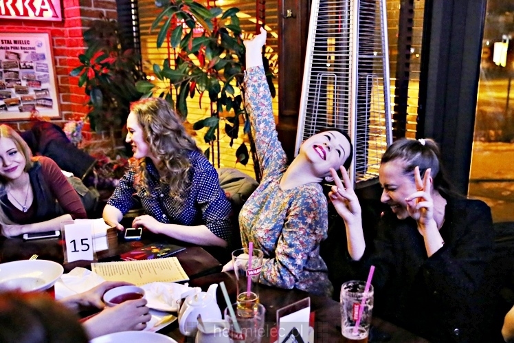 Piątkowe karaoke w Piwiarni Warka