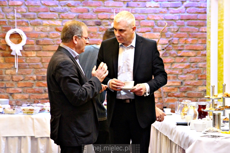 Kubek Biznesu: Uzupełnianie braków kadrowych w firmie