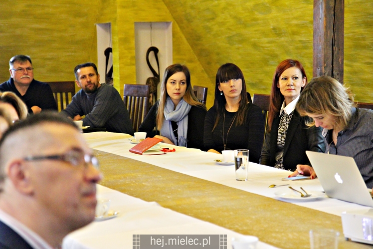Kubek Biznesu: Uzupełnianie braków kadrowych w firmie