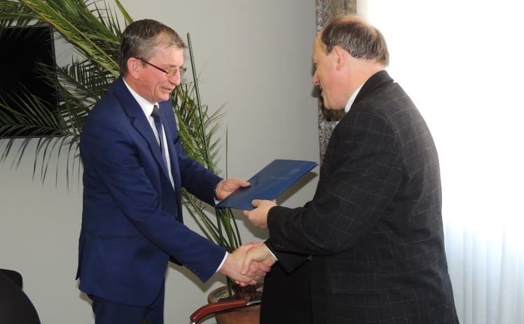 Podpisanie umów na dofinansowanie prac konserwatorskich w zabytkowych świątyniach