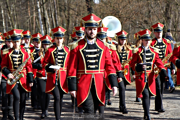 Nadanie imion Żołnierzy Wyklętych Dębom Niezłomnych