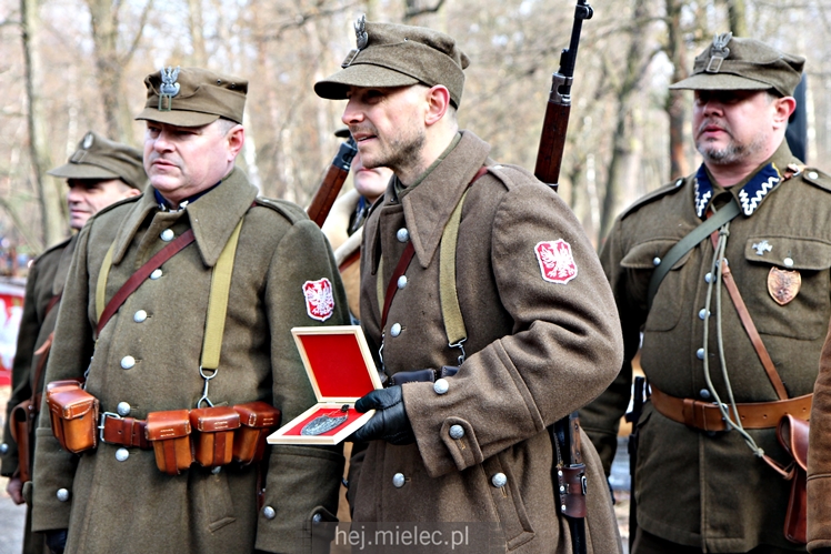 Nadanie imion Żołnierzy Wyklętych Dębom Niezłomnych