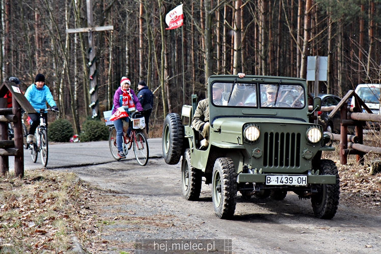Nadanie imion Żołnierzy Wyklętych Dębom Niezłomnych
