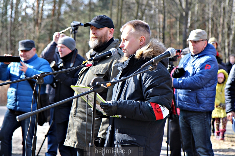 Nadanie imion Żołnierzy Wyklętych Dębom Niezłomnych