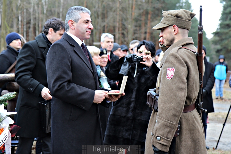 Nadanie imion Żołnierzy Wyklętych Dębom Niezłomnych
