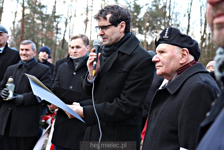 Nadanie imion Żołnierzy Wyklętych Dębom Niezłomnych