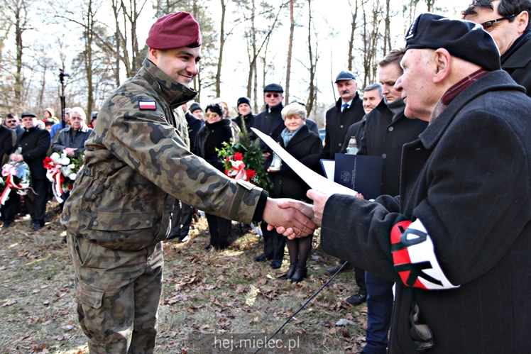 Nadanie imion Żołnierzy Wyklętych Dębom Niezłomnych