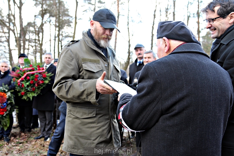 Nadanie imion Żołnierzy Wyklętych Dębom Niezłomnych