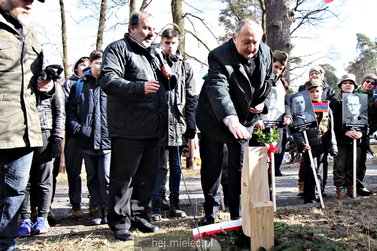 Nadanie imion Żołnierzy Wyklętych Dębom Niezłomnych