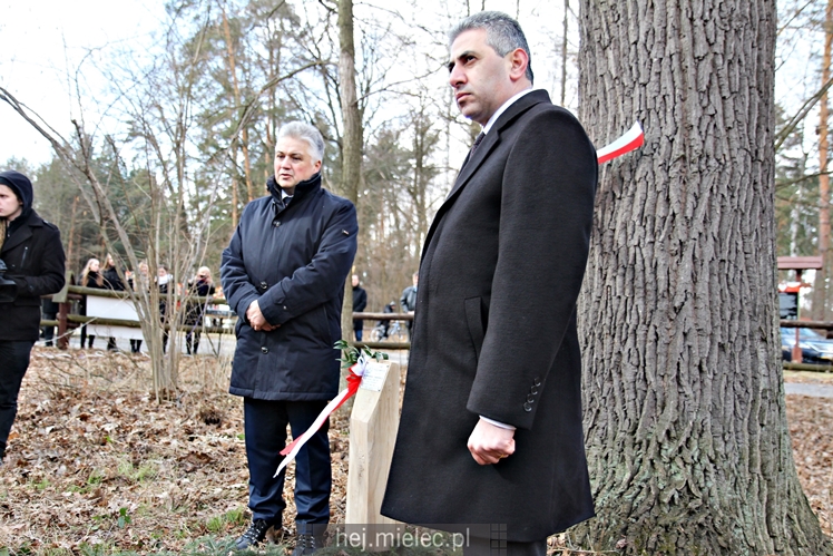 Nadanie imion Żołnierzy Wyklętych Dębom Niezłomnych