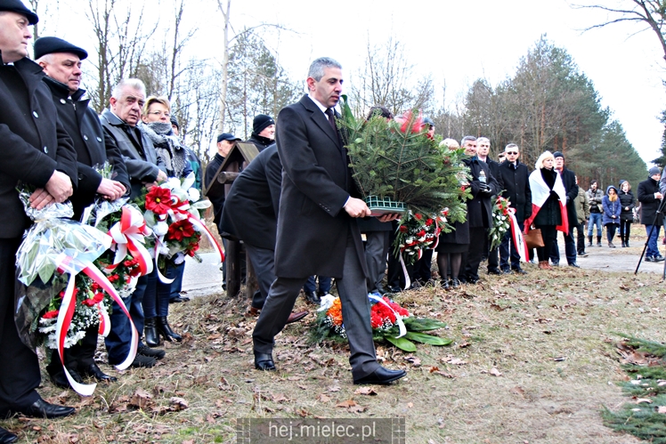Nadanie imion Żołnierzy Wyklętych Dębom Niezłomnych