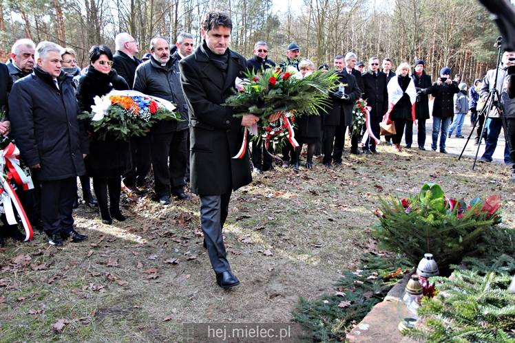 Nadanie imion Żołnierzy Wyklętych Dębom Niezłomnych