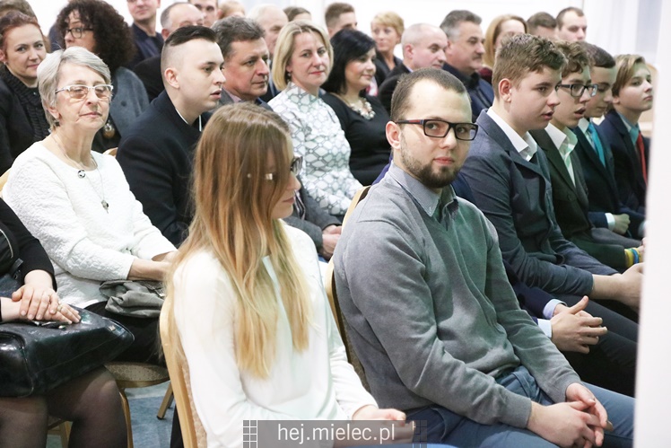 Prezydent Kozdęba nagrodził sportowców z miejskich klubów