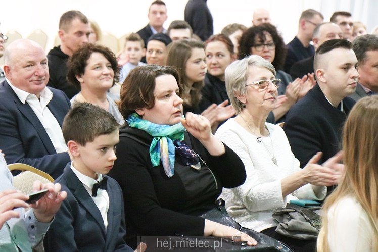 Prezydent Kozdęba nagrodził sportowców z miejskich klubów