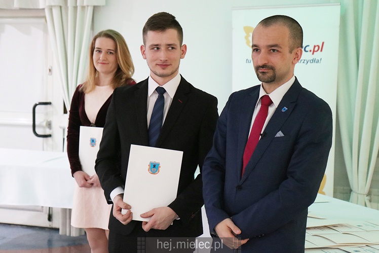 Prezydent Kozdęba nagrodził sportowców z miejskich klubów