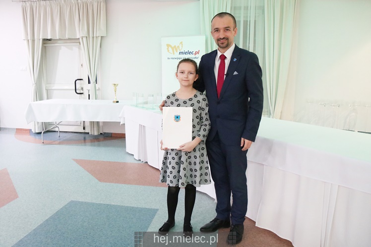 Prezydent Kozdęba nagrodził sportowców z miejskich klubów