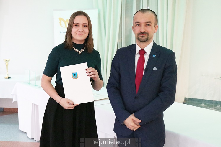 Prezydent Kozdęba nagrodził sportowców z miejskich klubów