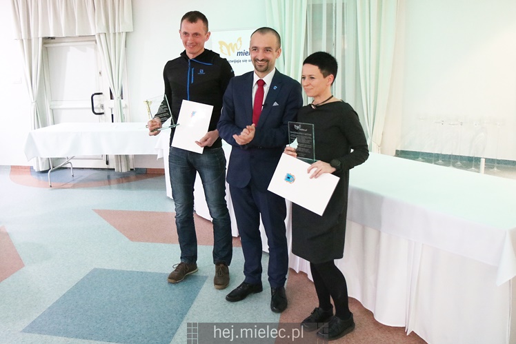 Prezydent Kozdęba nagrodził sportowców z miejskich klubów