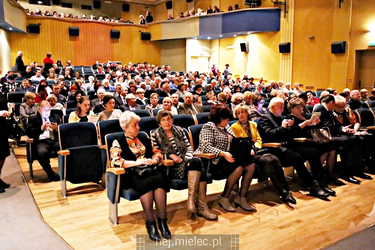 Koncert karnawałowy ?Słynne tanga i walce?