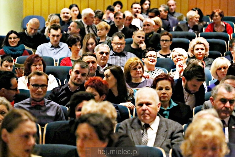 Koncert karnawałowy ?Słynne tanga i walce?