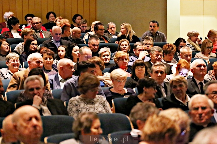 Koncert karnawałowy ?Słynne tanga i walce?