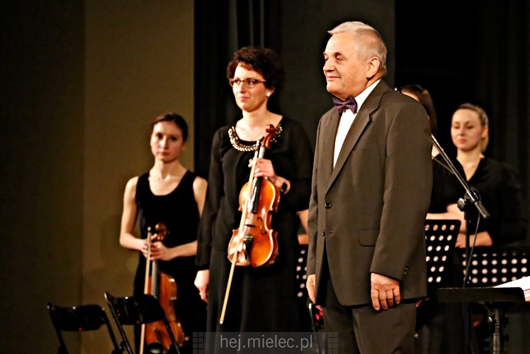 Koncert karnawałowy ?Słynne tanga i walce?