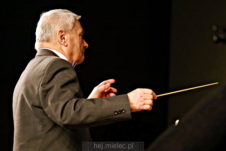 Koncert karnawałowy ?Słynne tanga i walce?