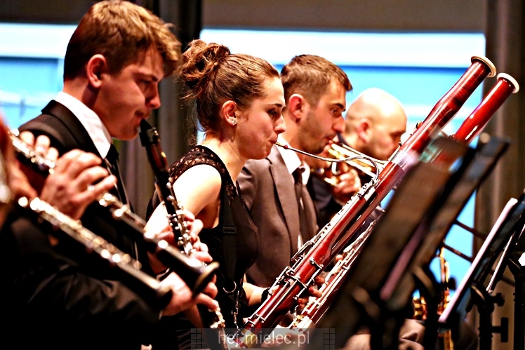 Koncert karnawałowy ?Słynne tanga i walce?