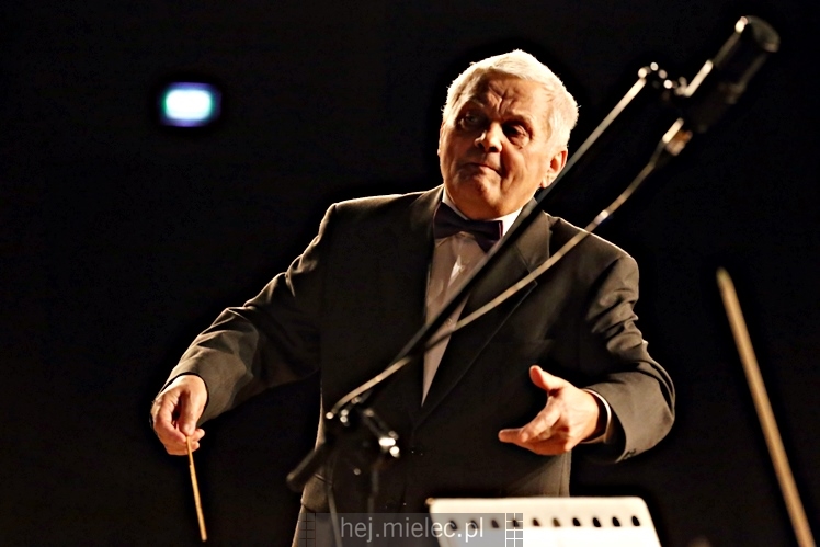 Koncert karnawałowy ?Słynne tanga i walce?