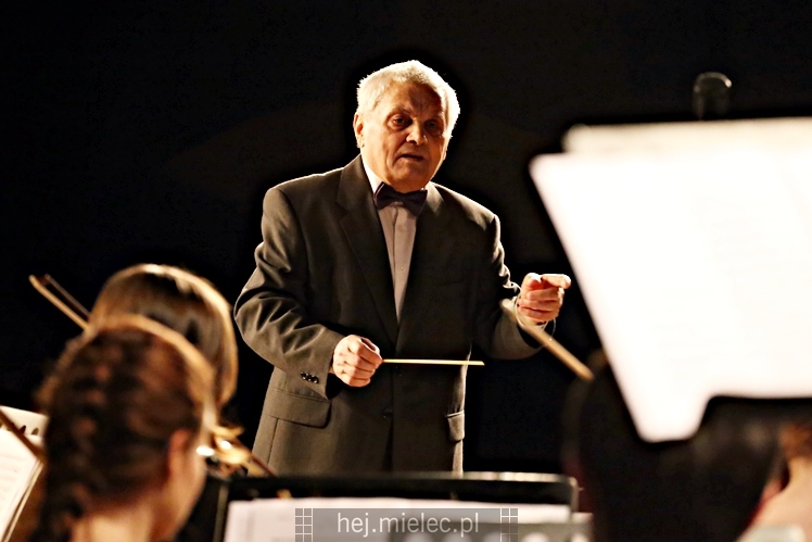 Koncert karnawałowy ?Słynne tanga i walce?