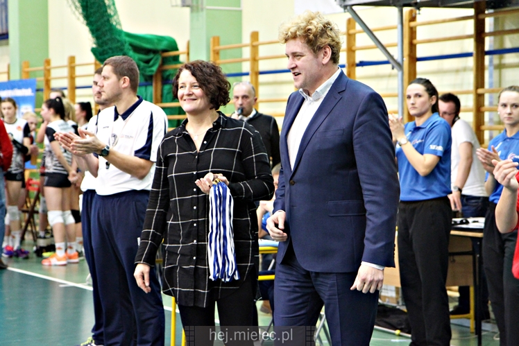 2 liga: UKS Szóstka Mielec - San Pajda Jarosław