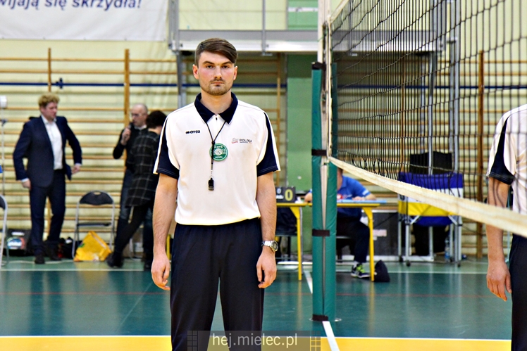 2 liga: UKS Szóstka Mielec - San Pajda Jarosław