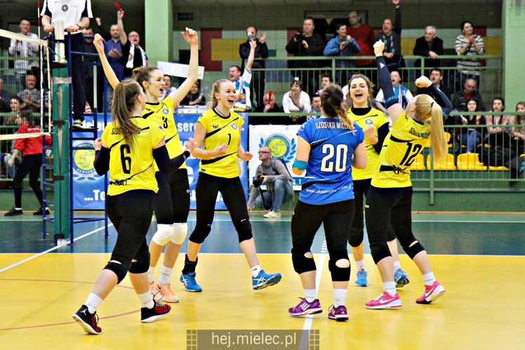 2 liga: UKS Szóstka Mielec - San Pajda Jarosław