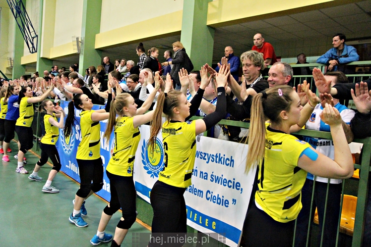 2 liga: UKS Szóstka Mielec - San Pajda Jarosław