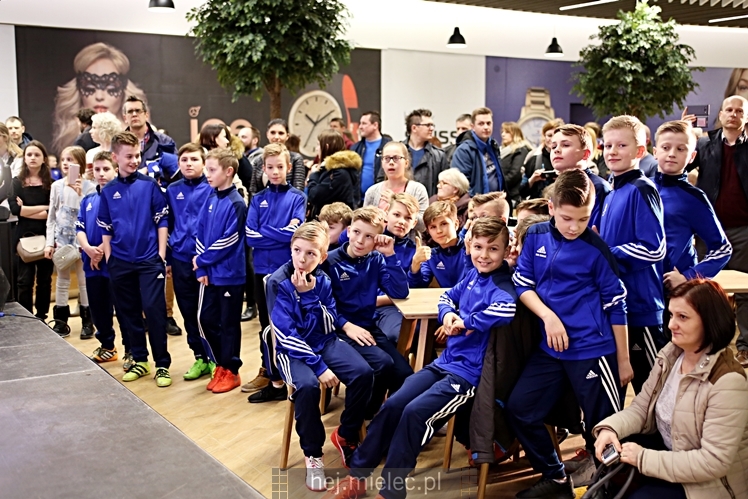 Prezentacja FKS Stal Mielec w Galerii Navigator ? część I