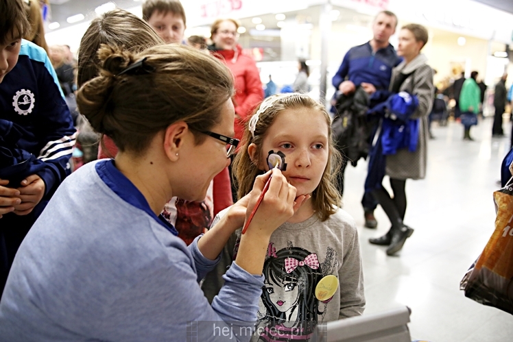 Prezentacja FKS Stal Mielec w Galerii Navigator ? część I