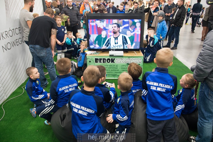 Prezentacja FKS Stal Mielec w Galerii Navigator ? część I