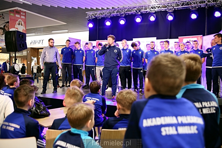 Prezentacja FKS Stal Mielec w Galerii Navigator ? część II