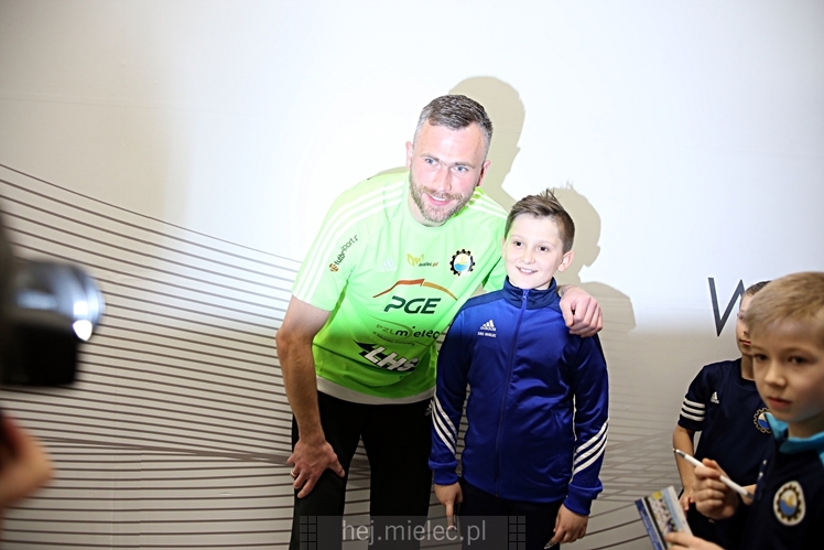 Prezentacja FKS Stal Mielec w Galerii Navigator ? część II