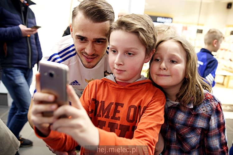 Prezentacja FKS Stal Mielec w Galerii Navigator ? część II