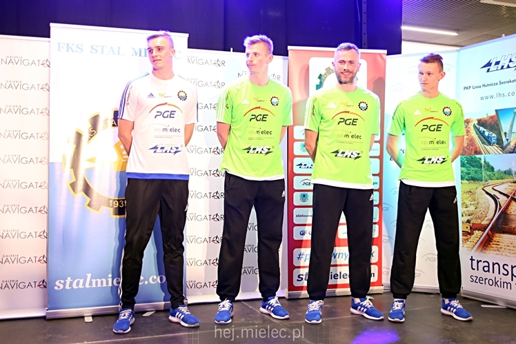 Prezentacja FKS Stal Mielec w Galerii Navigator ? część II