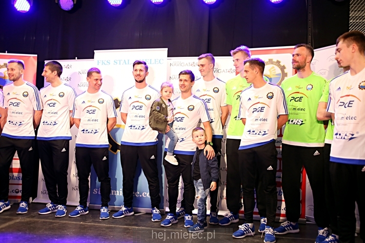 Prezentacja FKS Stal Mielec w Galerii Navigator ? część II