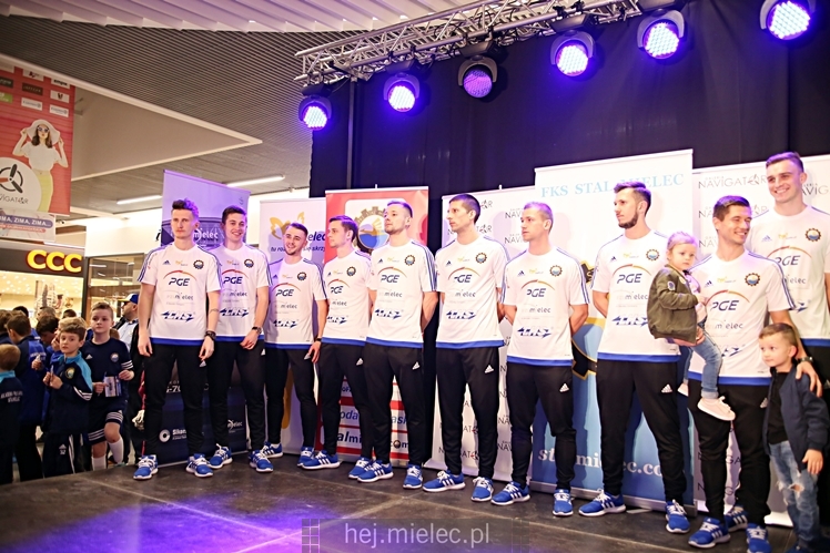 Prezentacja FKS Stal Mielec w Galerii Navigator ? część II