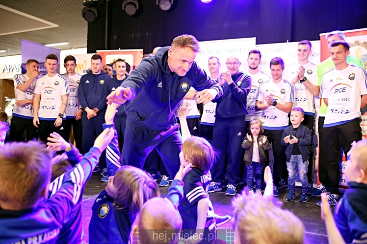 Prezentacja FKS Stal Mielec w Galerii Navigator ? część II